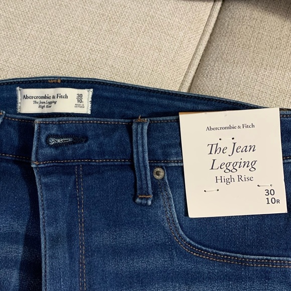 NWT Abercrombie High-Rise Jean Legging - Picture 4 of 10